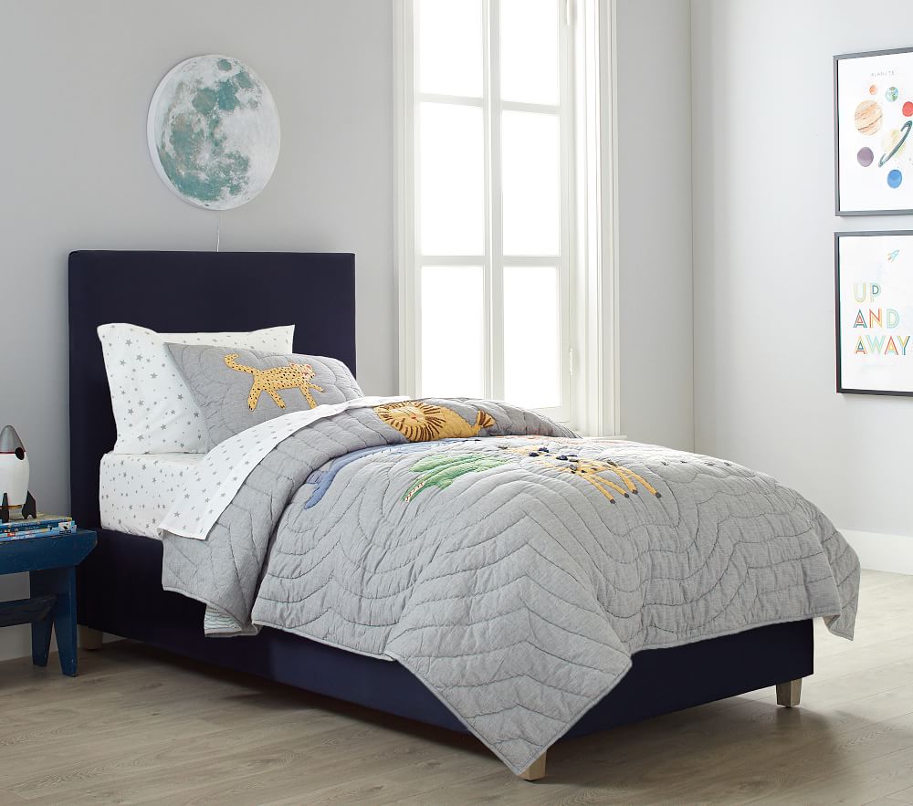 Carter Square Bed